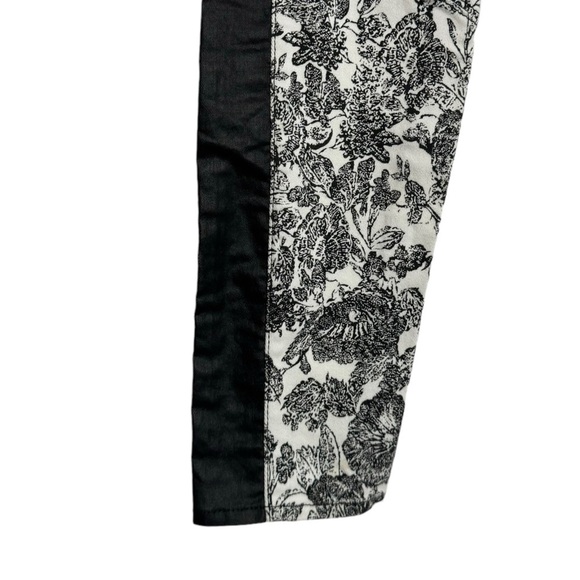 7 For All Mankind  Floral Print Side Stripes Black White Printed Jeans Denim 29 - Picture 5 of 16